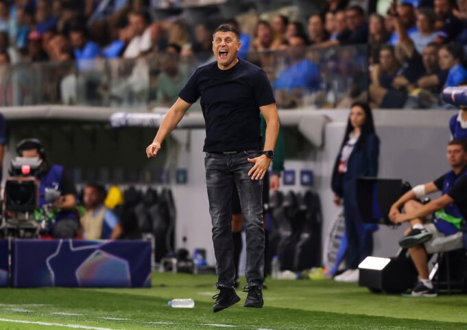 Pafos, FK Crvena zvezda