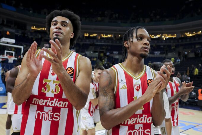 Tajson Karter u dresu Crvene zvezde