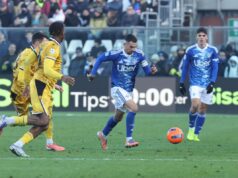 KUNJA SA BELE TAČKE SRUŠIO UDINEZE! Komo pobedio na domaćem terenu i upisao drugu uzastpopnu pobedu u Seriji A! Milan - Verona