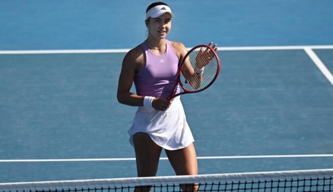 IVA NAJAVILA JOŠ JEDAN SRPSKI ŠOU U MELBURNU: Porodica je doputovala na drugi kraj sveta da me gleda!