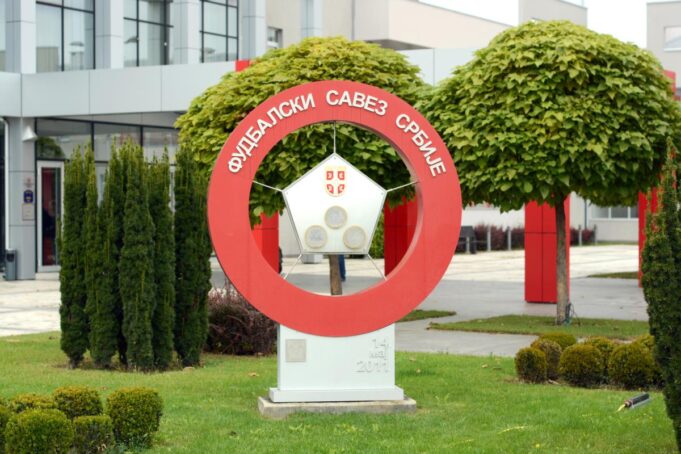 SRBIJA-OSTALA-BEZ-CUDA-OD-DETETA-Marko-Zoran-odjavio-Orlove.jpg o8WyWLDJ