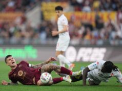 VAŽNA POBEDA VUČICE U BORBI ZA LIGU ŠAMPIONA: Fudbaleri Rome pobedili Fjorentinu 38V7522l