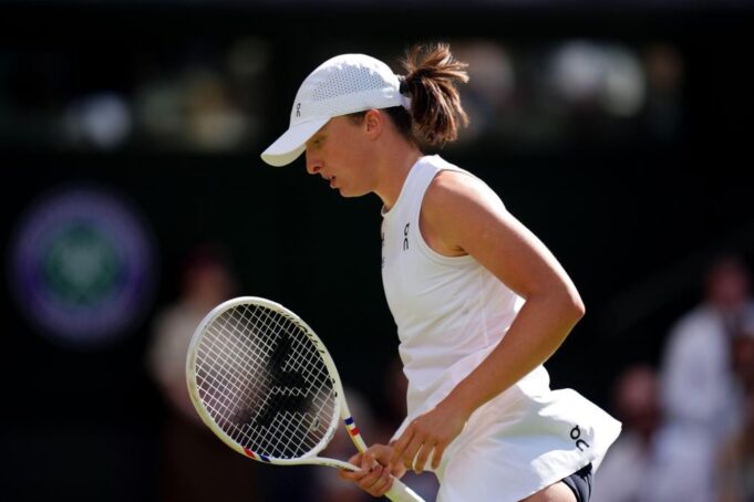 IGA ĆE LUDO PROSLAVITI TITULU NA VIMBLDONU: Nešto malo luđe od testenine s jagodama...