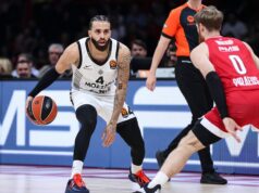 SUDIJE POKRALE PARTIZAN U PIREJU? Pojavio se sramotan detalj! OLYMPIACOS-PARTIZAN_62.JPG
