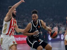 SRAMOTAN POTEZ DŽABARIJA PARKER! Navijači Partizana u šoku! VOZDOVAC-SPARTAK_02.JPG
