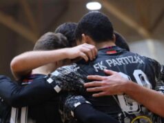 PARTIZAN POBEDIO CRVENU ZVEZDU I OSIGURAO TITULU! Da, dobro se pročitali: Crno-beli slavili u večitom derbiju! (FOTO, FOTO) o8Wyp27J