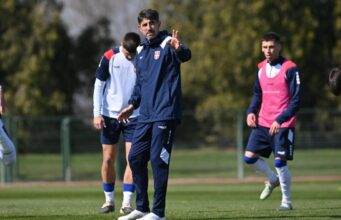 VELJKO PAUNOVIĆ ZADOVOLJAN ONIM ŠTO JE FOTO OD FUDBALERA IZ SUPER LIGE SRBIJE 68xK43oe