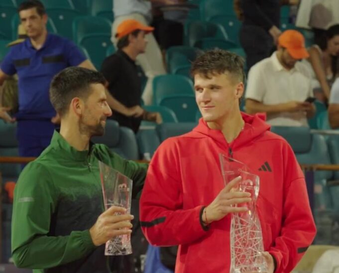 ISPLIVAO SNIMAK SA FINALA, EVO ŠTA JE ĐOKOVIĆ REKAO MLADOM ČEHU! Novak ovom rečenicom oduševio Jakuba za sva vremena!