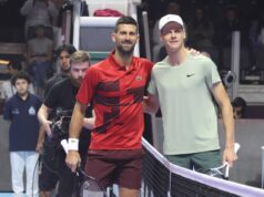 BESRAMNI BRITANAC KOJI JE BRUTALNO VREĐAO NOVAKA SADA JE POLUDEO ZBOG SINARA! Ponovo je probio sve granice, zbog suspenzije nije štedeo reči! NIJE SAMO GORAN IVANIŠEVIĆ: Janik Siner se nameračio na još jednog bivšeg trenera Novaka Đokovića