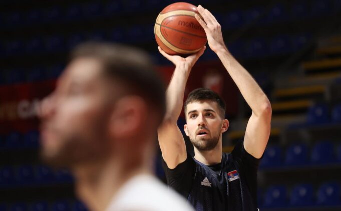 SRBIN-JE-MVP-Dusan-briljirao-u-novembru-pa-dobio-priznanje.jpeg Uroš Danilović, pobeda Partizana