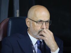 BIVŠI TRENER CRVENE ZVEZDE NAPUSTIO KLUB: Video je da velikanu ne može pomoći! Pokupio se i otišao kao gospodin! DJrwg4Ee