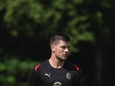 LUKA JOVIĆ OBLAČI CRNO-BELI DRES? Duško Tošić doneo dve ponude za napadača Milana 38V7627l
