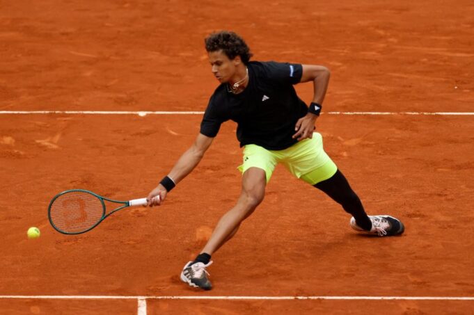 DIMITROV PAO POSLE TRI SETA: Dijalo u četvrtfinalu mastersa u Madridu
