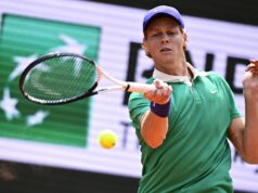 JANIK SINER ELIMINISAN U PRVOM KOLU: Prvi reket sveta završio takmičenje već na startu JANIK SINER ELIMINISAN U PRVOM KOLU: Prvi reket sveta završio takmičenje već na startu