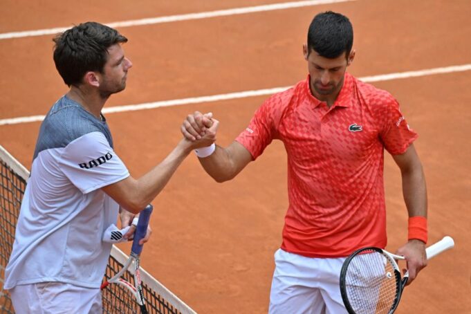 NOVAK ĐOKOVIĆ - KAMERON NORI: Nole igra za četvrtifinale Rolan Garosa! Preko puta stoji čovek koji je SRAMNIM POTEZOM izazvao bes cele Srbije!