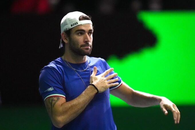 AZURI NA KORAK OD NOVE TITULE: Teniseri Italije poveli protiv Španije u finalu Dejvis kupa