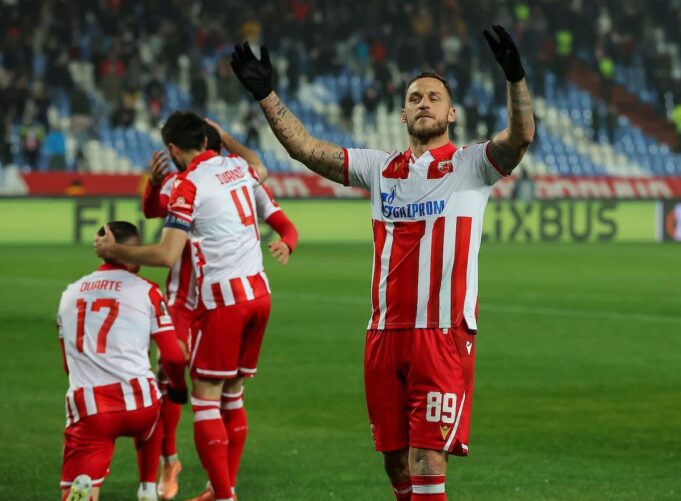 Marko Arnautović na aerodromu