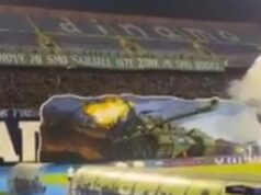 SKANDAL NA MAKSIMIRU: Bed Blu Bojsi napravili šetalicu tenka sa ustaškom šahovnicom i tablom na ćirilici napredak-zvezda-166007.JPG