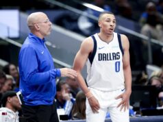 DOČEKAO DA TREJDUJU DONČIĆA, PA OČITAO LEKCIJU SRBINU! NBA liga bruji o bivšem igraču Partizana! (FOTO) xe9jow28