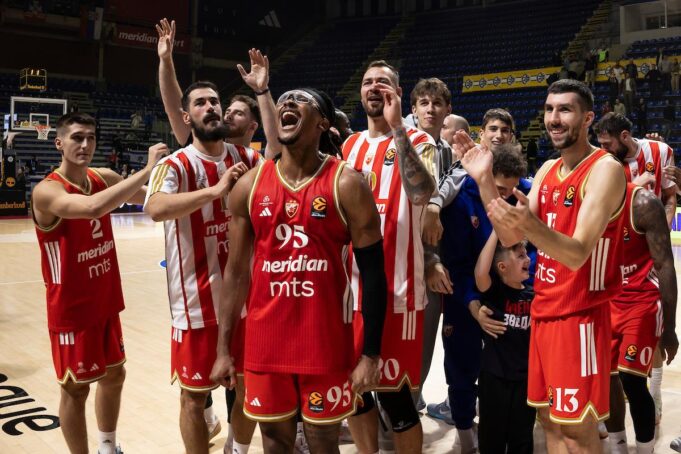 Makabi, Crvena zvezda