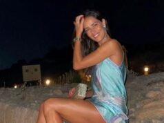 ANA IVANOVIĆ STIGLA U BEOGRAD, PA ZAPALILA JAVNOST! Srpkinja u centru pažnje: Na sebi je imala jedan detalj vredan 20.000 EVRA! (FOTO) ANA IVANOVIĆ STIGLA U BEOGRAD, PA ZAPALILA JAVNOST! Srpkinja u centru pažnje: Na sebi je imala jedan detalj vredan 20.000 EVRA! (FOTO)