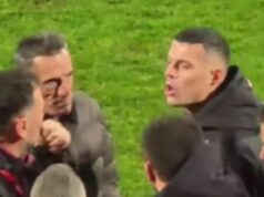 GRANIT DŽAKA U ŽESTOKOM SUKOBU SA VOĐOM NAVIJAČA LAŽNE DRŽAVE KOSOVO! Isplivao snimak epskog skandala: Pljuštale uvrede, malo je falilo da dođe do TUČE (FOTO) profimedia-1053169749.jpg