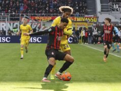 MILAN ODIGRAO PO NOTAMA INTERA: Rosoneri kiksnuli u borbi za Skudeto! Leao u poslednjim sekundama spasao Milaneze poraza Kremoneze, Kaljari, Serija A