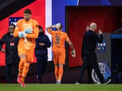 NAJGORIH 16 MINUTA U KARIJERI I SUZE GOLMANA TOTEHEMA! Hrvat brutalno ponizio mladog čuvara mreže i izazvao gnev navijača! Video otkrio ko je sve zakuvao! 68xK43oe