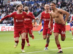ŠAMPANJAC SE HLADI NA ENFILDU: Liverpul pobedom nad Lesterom na korak do titule u Premijer ligi o8Wyz2XJ