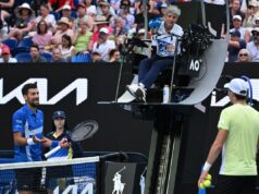 NOVAK NIJE ZABORAVIO POTEZ SUTKINJE IZ HRVATSKE! Posle meča joj prišao i na srpskom rekao samo jednu reč! (VIDEO) 5lDOk518