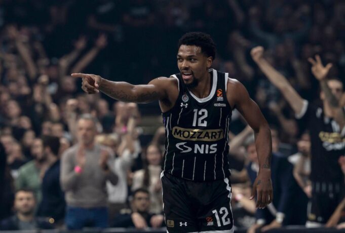 KKCZ0.jpg