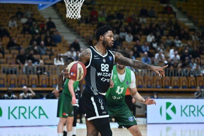 Tajrik Džons KK Partizan