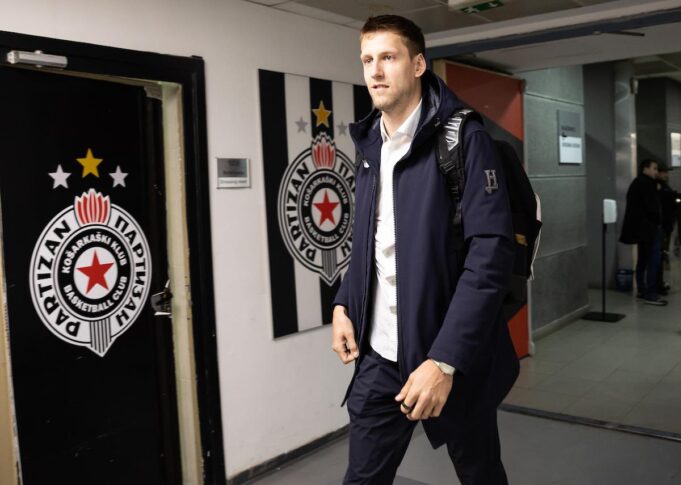 Dante Egzum i Džejms Naneli