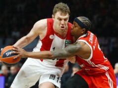 DOMINACIJA VEZENKOVA! Saša blistao u plej-ofu i sada je stigla nagrada za to 38V75qNl