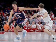 ANDREJ JE NEVEROVATAN – AMERIKA PONOVO BRUJI O SINU LEGENDARNOG SRBINA! Sjajna partija Peđinog naslednika protiv slavnog NCAA tima! I crnogorski biser oduševio! Olivier Riouks