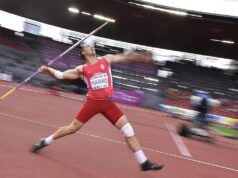 POVREDE GA NISU SLOMILE: Mitrovčanin Vedran Samac juri Evropu i san o Olimpijskim igrama ap07.jpg