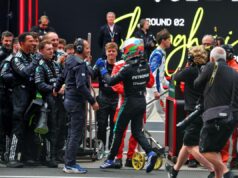 TINEJDŽER ISPISAO ISTORIJU U ŠANGAJU! Italija je ovo čekala 20 godina: Klinac iz Bolonje zabeležio prvu pobedu u F1 Kimi Antoneli