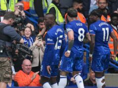 ČELSI OPET DIŠE ZA VRATOM SITIJU: Nikolas Džekson srušio Everton EljKgBvJ
