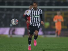 PARTIZAN SE GRČEVITO BORI ZA OPSTANAK: Pape Furer vodio crno-bele ka bitnoj pobedi EljKgBvJ
