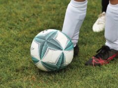 Jeziva smrt bivšeg fudbalera: Pronađen mrtav u kolima, sumnja se da su ga tri žene uspavale „Đavoljim dahom“ Jeziva smrt bivšeg fudbalera: Pronađen mrtav u kolima, sumnja se da su ga tri žene uspavale "Đavoljim dahom"