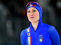 LOLOBRIĐIDA (35) OPET PISALA BAJKU NA LEDU: Italijanka šampionka i u brzom klizanju na 5.000 metara Džordan Štolc
