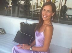 BASTIJAN JE PROŠLOST! ANA IVANOVIĆ NA ROMANTIČNOJ VEČERI UZ MORE! Srpkinja u uskoj satenskoj haljini, ne skida osmeh sa lica… (FOTO) BASTIJAN JE PROŠLOST! ANA IVANOVIĆ NA ROMANTIČNOJ VEČERI UZ MORE! Srpkinja u uskoj satenskoj haljini, ne skida osmeh sa lica... (FOTO)