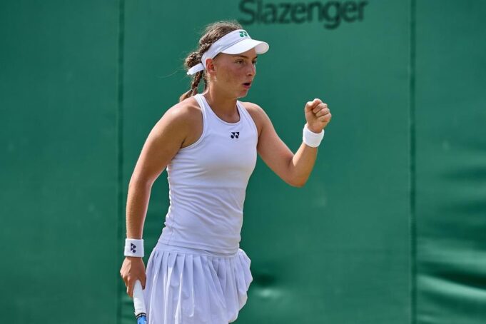 TEODORA JE U ČETVRTFINALU VIMBLDONA! Srbija ima novo tenisko čudo!