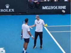 NOVAK ODRADIO TRENING, PA PODELIO MOĆAN SNIMAK NA INSTAGRAMU: Kakva scena – teren do terena i 120+ titula u singlu! beL0Q97e