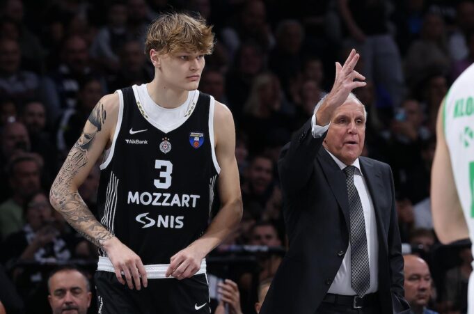 Srđan Blagojević i Predrag Mijatović na promociji u FK Partizan