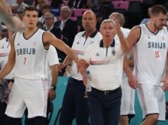 PEŠIĆA BOLI GLAVA! Bogdan ima KATASTROFALAN učinak, Micić daleko od terena, Jović izlazi iz povrede… Šta će biti sa Jokićem?! oeEEXNEe