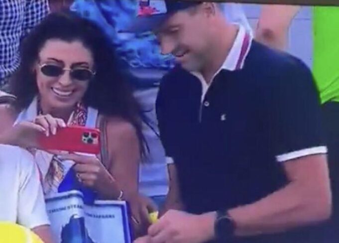 NAJVEĆA SRAMOTA VIĐENA NA US OPENU: Potez biznismena prema detetu zgrozio čitav svet!