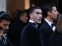VLAHOVIĆ SRPSKI DŽEJMS BOND: Dušan zasijao kao maneken na čuvenoj Nedelji mode u Milanu! WhatsApp Image 2025-09-29 at 12.42.49_4fdd3af0 copy2.jpg