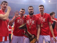MVP PRIZNANJE U PRAVIM RUKAMA: Petrušev dominirao na Kupu Radivoja Koraća dlvvrXBl