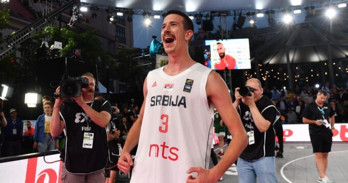 Srbija-saopstila-spisak-za-Svetsko-prvenstvo-Tu-su-bivsi-kosarkas.jpg Srbija saopštila spisak za Svetsko prvenstvo: Tu su bivši košarkaš FMP-a i nekadašnji igrač Zvezde i Partizana